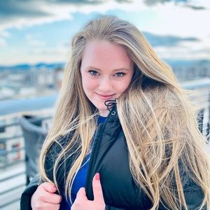 Meet your Posher, Katelyn